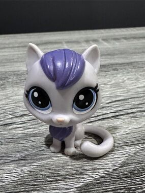 Littlest Pet Shop | #2-76: Dane Catso - Collectible Toy Figure